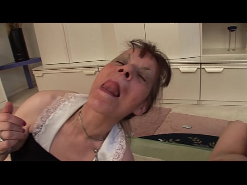 ❤️ Två mormödrar och en farfar har en trekant Sluts at porn sv.pornmega.ru ❤